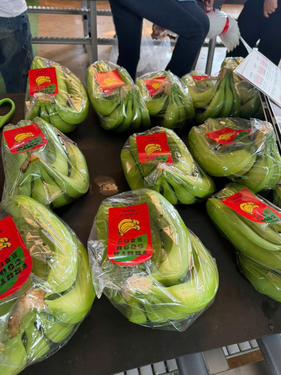 Polybagged clusters with labels